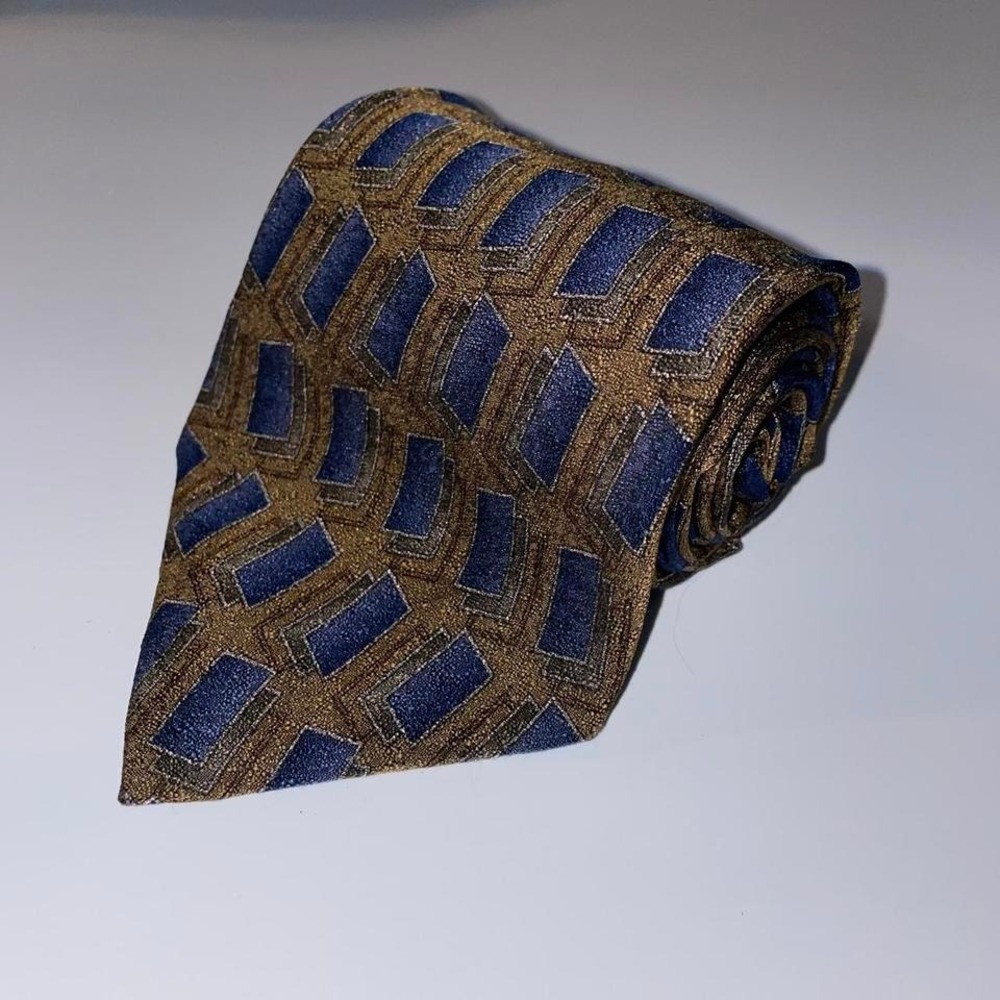 Vtg Woodward Brownish‎ gold and blue geometric patterned silk tie gold